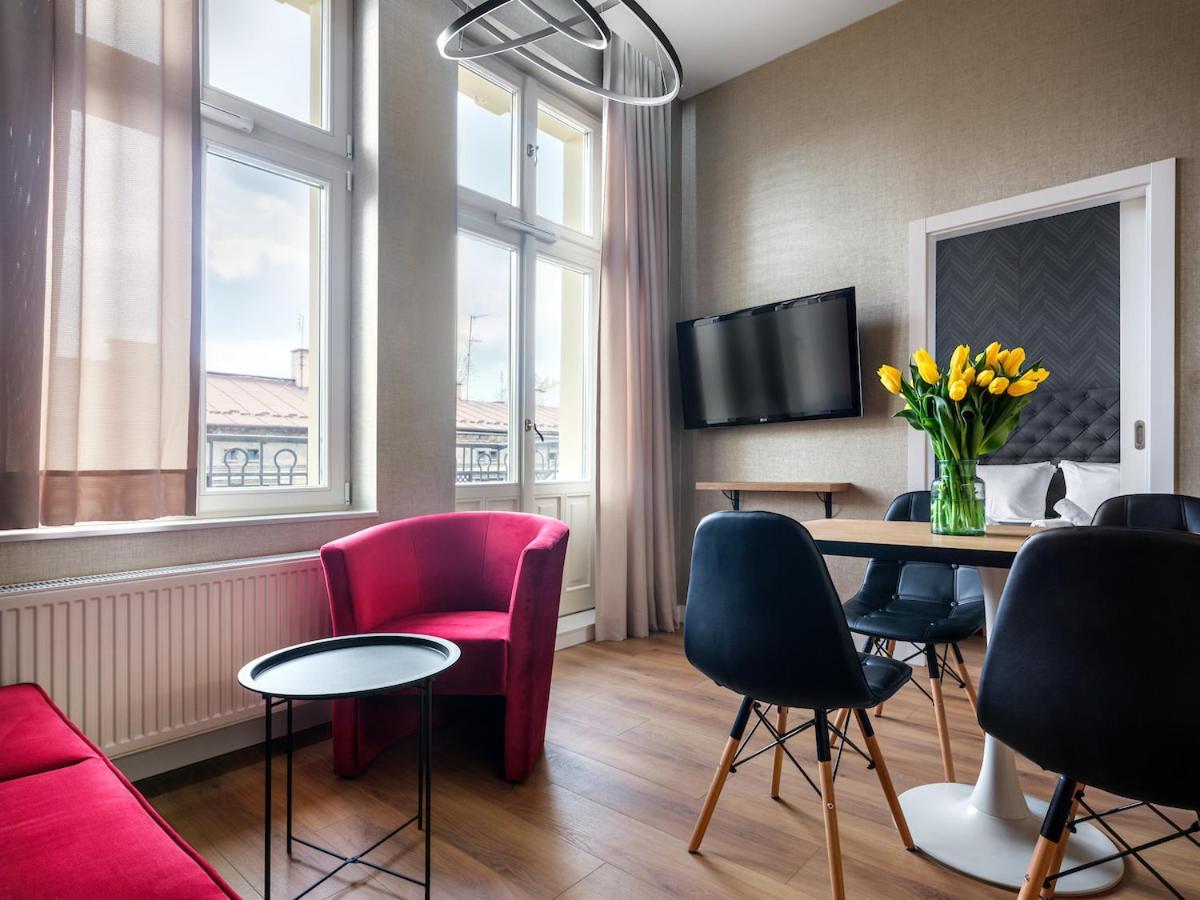 Tyzenhauz Apartments Comfort Краків Екстер'єр фото
